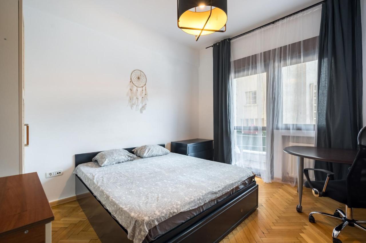 Sleek Comfort - A Blend Of Style And Convenience بوخارست المظهر الخارجي الصورة