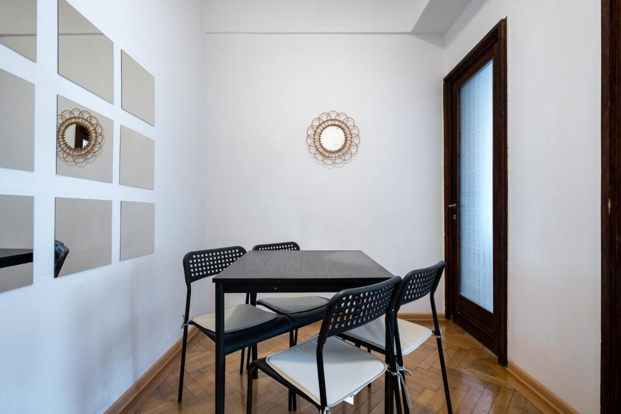 Sleek Comfort - A Blend Of Style And Convenience بوخارست المظهر الخارجي الصورة